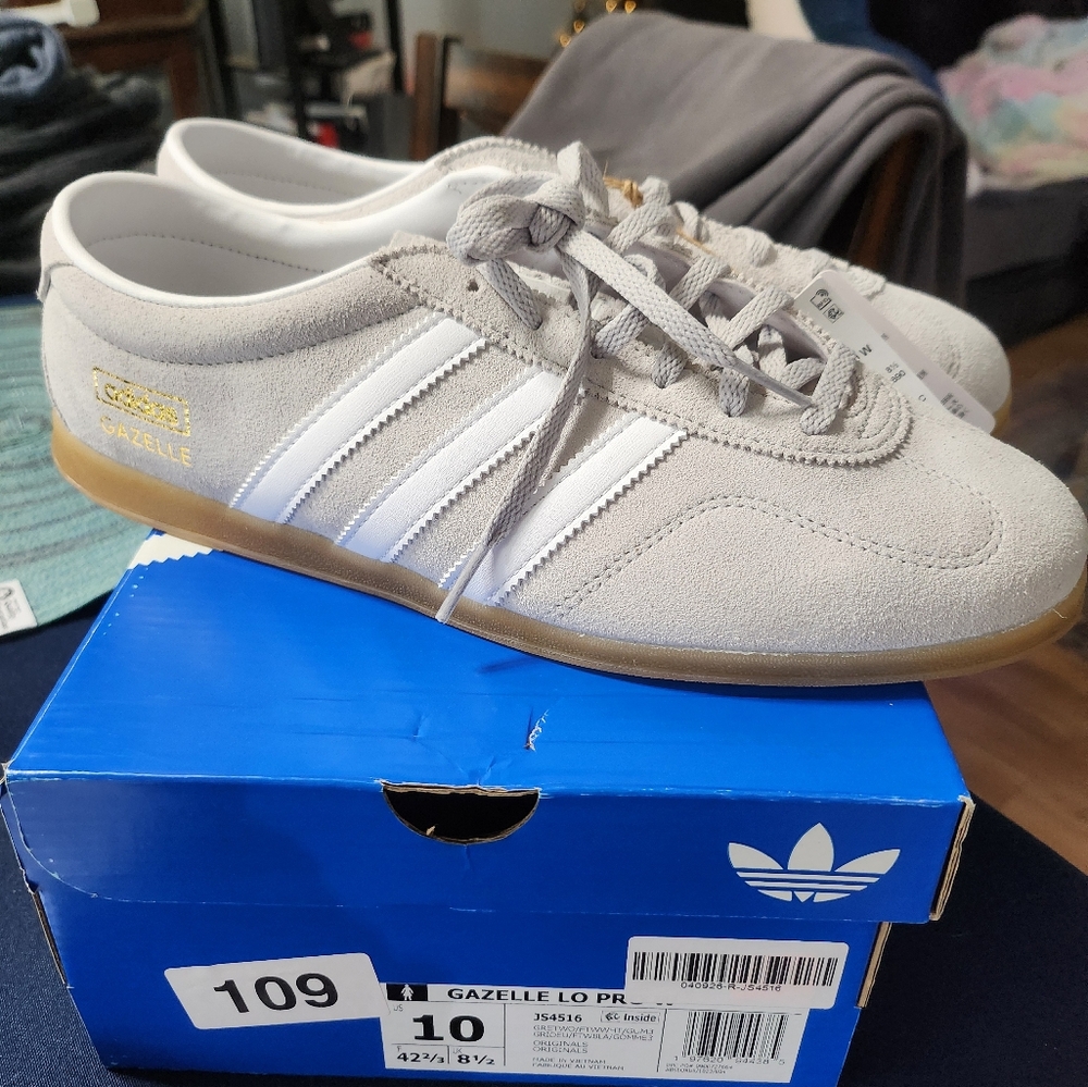 Adidas Gazelle Lo Pro Grey/White 10M NIB